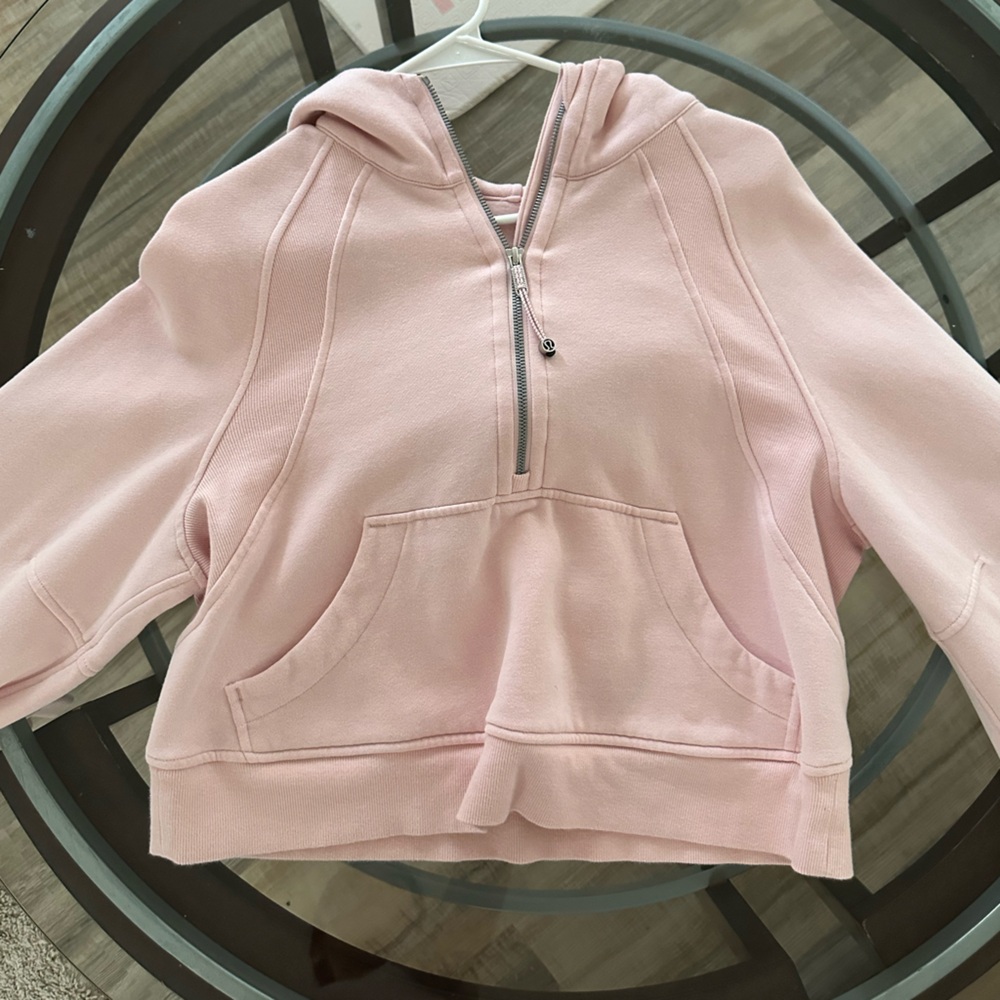 Lululemon Half Zip Scuba in Light Pink Color 🤍🤍🤍🤍